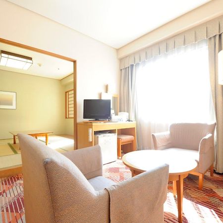 Hotel Century21 Hiroshima Exteriör bild