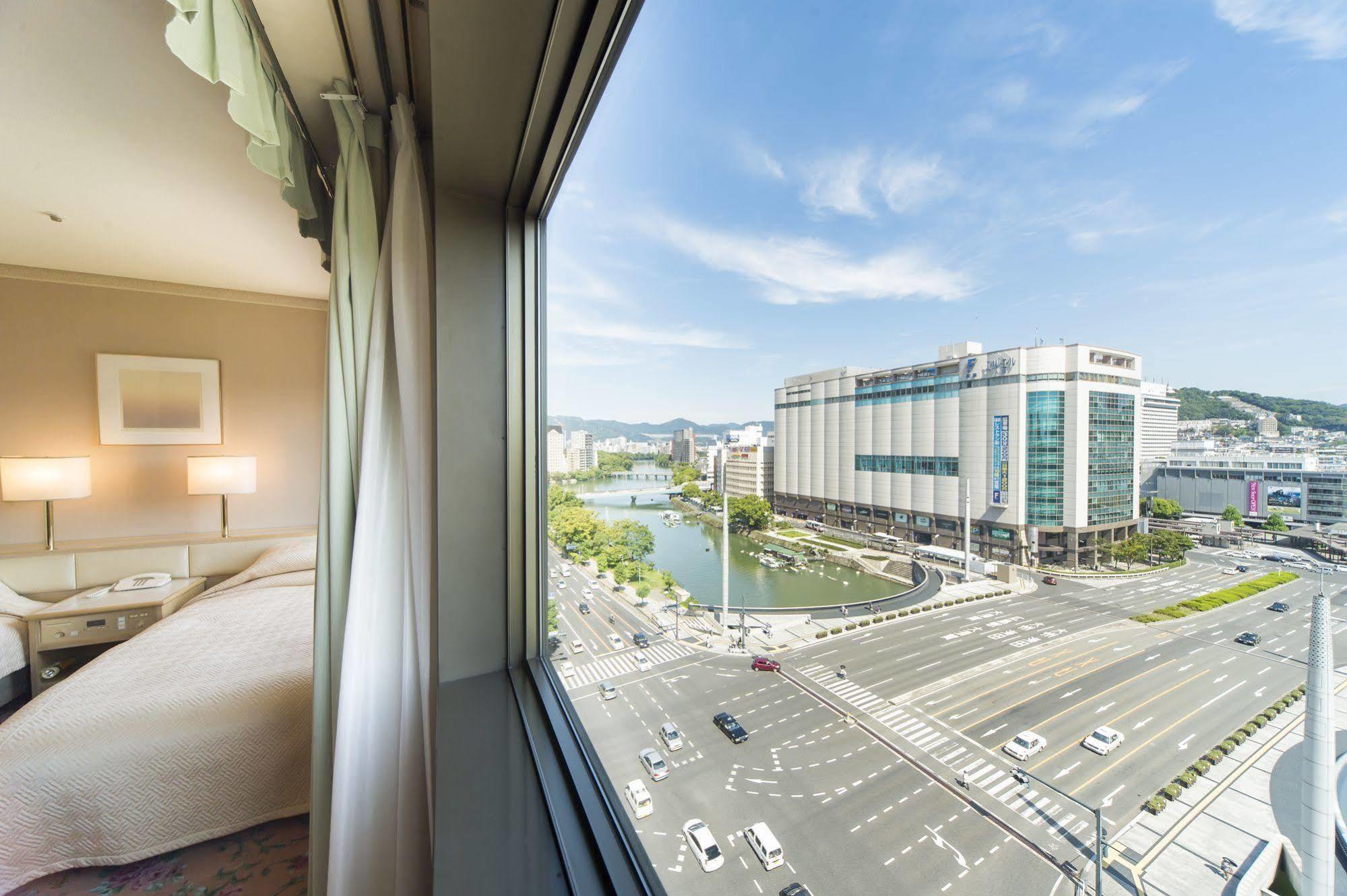 Hotel Century21 Hiroshima Exteriör bild